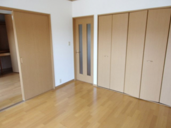 洋室８帖
