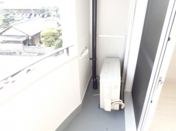 【バルコニー】