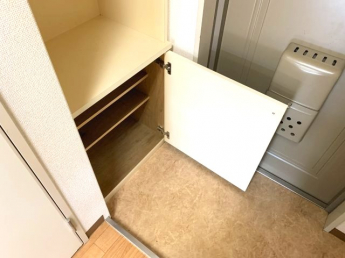 【玄関】