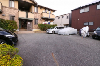 【駐車場】