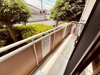 【バルコニー】