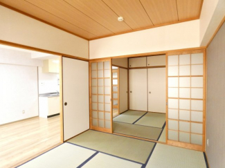 和室2部屋が続きで使用できます。
