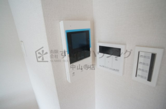工事途中の室内写真でございます。