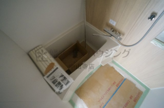 工事途中の室内写真でございます。