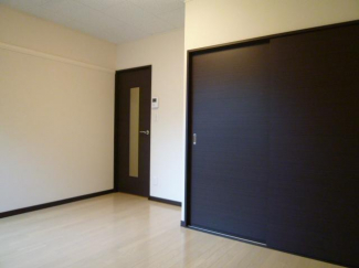 きれいな洋室です