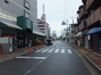 前面道路まで1m