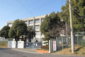 明石市立江井島中学校まで1224m