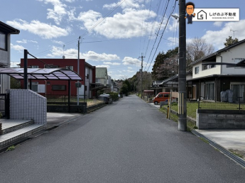 前面道路です。