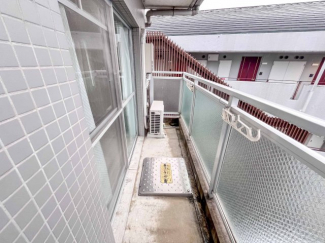 【バルコニー】