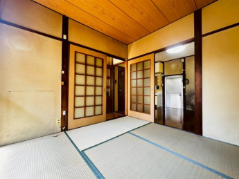 【寝室】