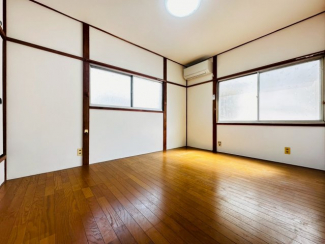 【寝室】