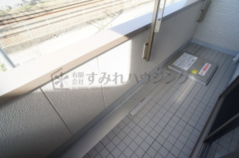 【バルコニー】