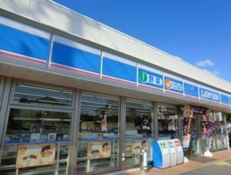 ローソン姫路南条北店まで550m