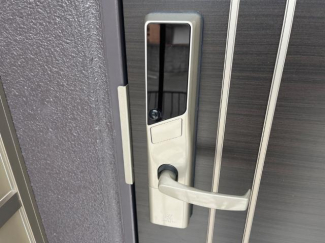 玄関扉電子錠