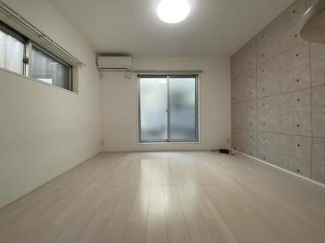 角部屋／窓付・照明器具