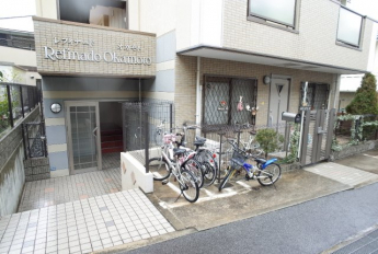 【エントランス】