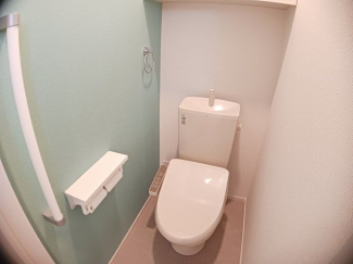 ゆったりとした空間のトイレです