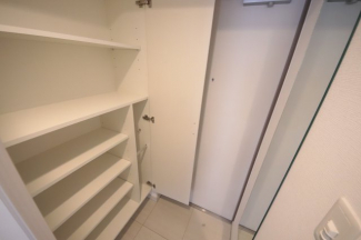 小物を収納するのに便利です