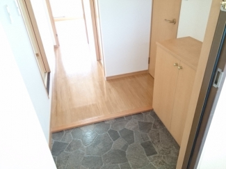 シンプルで使いやすい玄関です