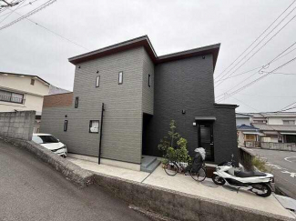 松山市吉藤２丁目の中古一戸建ての画像