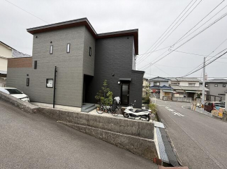 松山市吉藤２丁目の中古一戸建ての画像