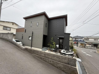 松山市吉藤２丁目の中古一戸建ての画像
