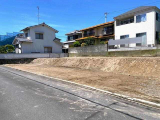 東温市西岡の売地の画像