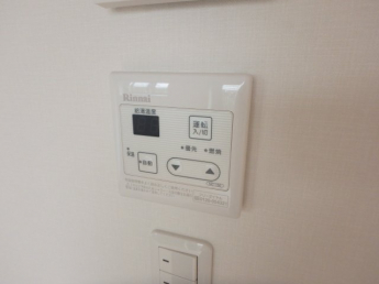 給湯リモコンです