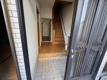 【玄関】