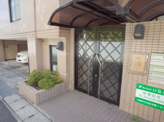 【エントランス】