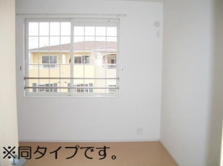 【寝室】