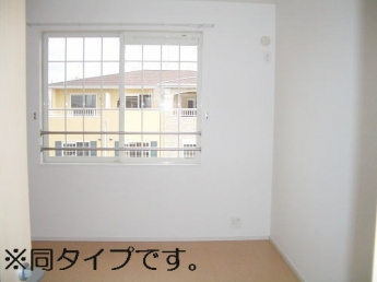 【寝室】