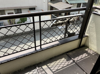 【バルコニー】