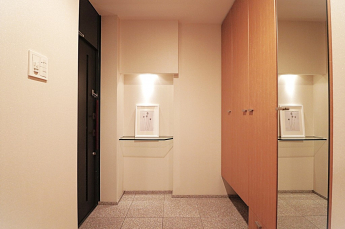 シンプルで使いやすい玄関です