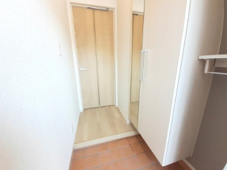 シューズボックス