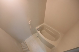 ゆったり過ごせるお風呂です