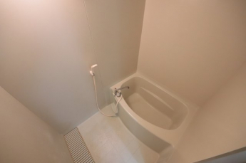 ゆったり過ごせるお風呂です