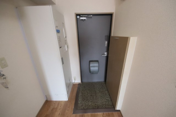 シンプルで使いやすい玄関です