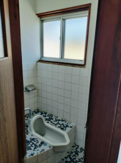 松山市東長戸３丁目のアパートの画像