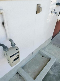 松山市東長戸３丁目のアパートの画像