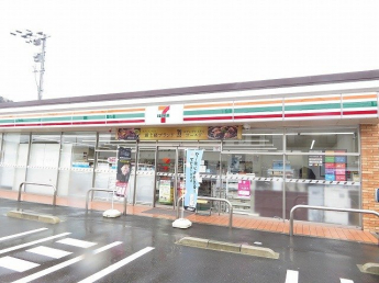 セブンイレブン宇和中央店様まで300m