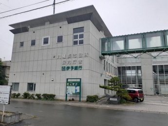 伊予銀行川之石支店様まで700m