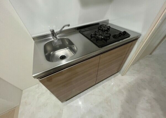 写真は同マンションの他のお部屋のものです