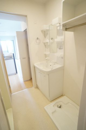 ＬＤＫと寝室どちらからも入れる２ＷＡY洗面所
参考、同建物・同間取りの号室