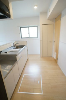 参考、同建物・同間取りの号室