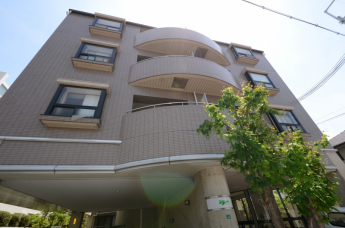 鉄筋コンクリート造地下１階付５階建