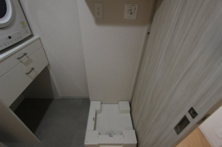 明るい洗面所です