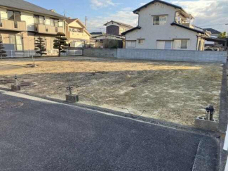 敷地を南西より撮影