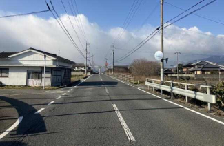 前面道路（２０２５年２月撮影）