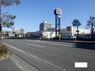 スシロー松山生石店まで881m